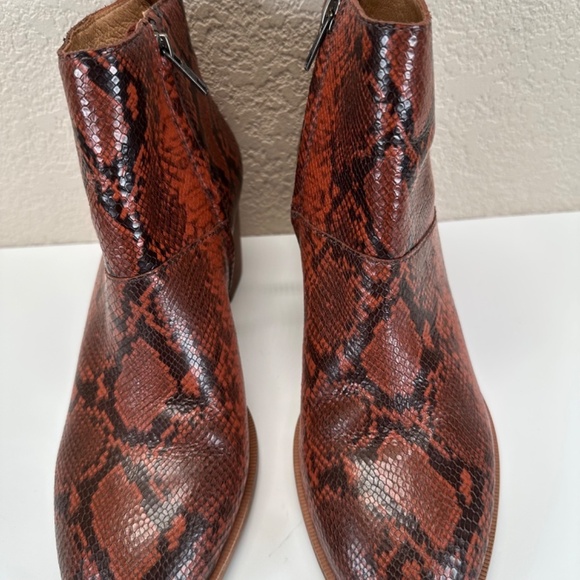 Madewell The Rosie Ankle boot in Snake Embossed Leather Women's Size 8 Comfy - Picture 5 of 16